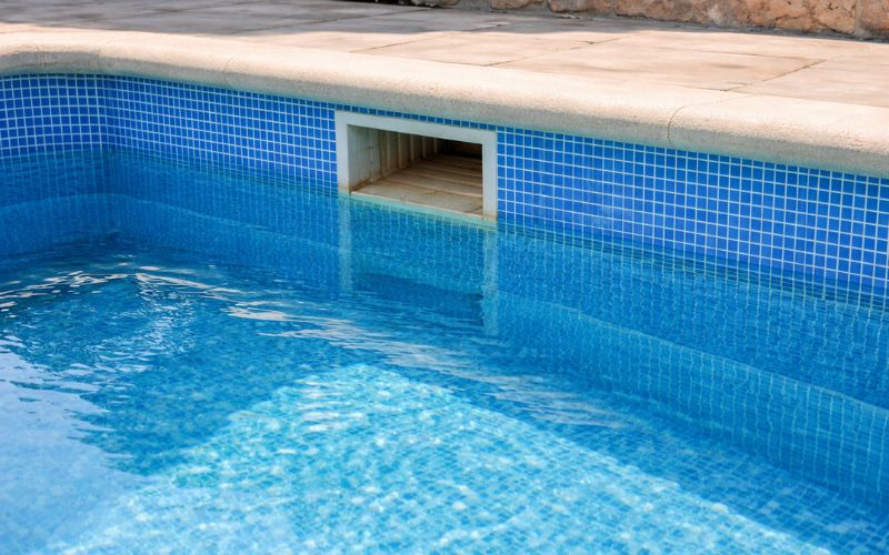 limpieza piscina agua verde tratamiento